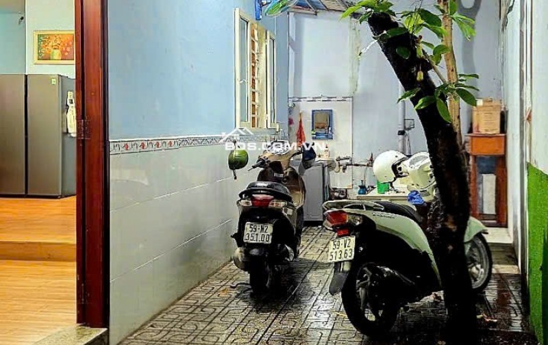 ĐẠI HỌC VĂN LANG - XE HƠI ĐẬU - 109M² - NGANG 10M - 2 TẦNG - 8.3 T Ỷ TL